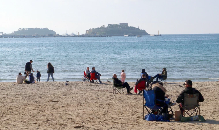 Emeklilerin yoğun göç ettiği 3 ilçe Kuşadası, Urla, Seferihisar oldu