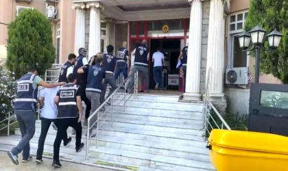 Kuşadası ve Didim'de MİT yalanıyla 12 milyonluk vurgun!