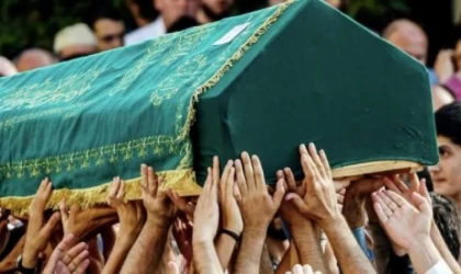 Kuşadası’nda Vefat Bilgilerine Erişim Tartışması!