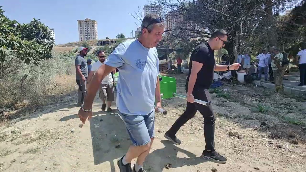 Kuşadası'nda traktör devrildi! 1 ölü